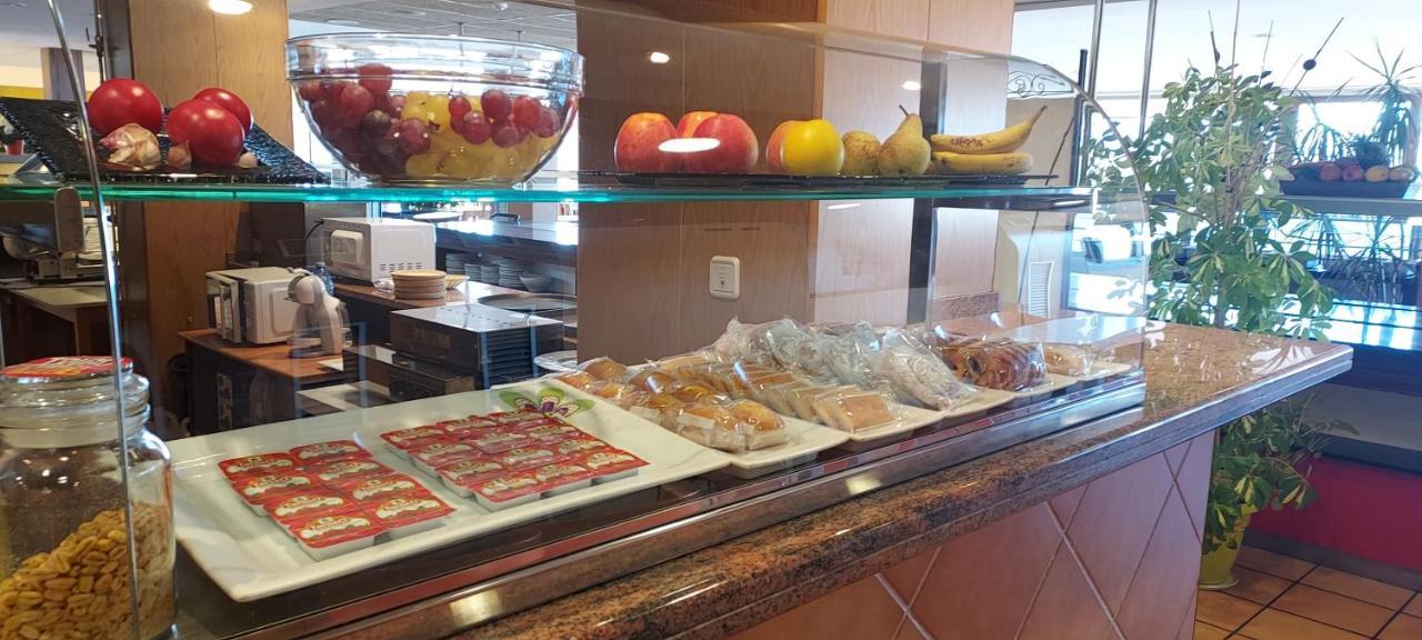 Hotel Font Del Pla La Jonquera Dış mekan fotoğraf