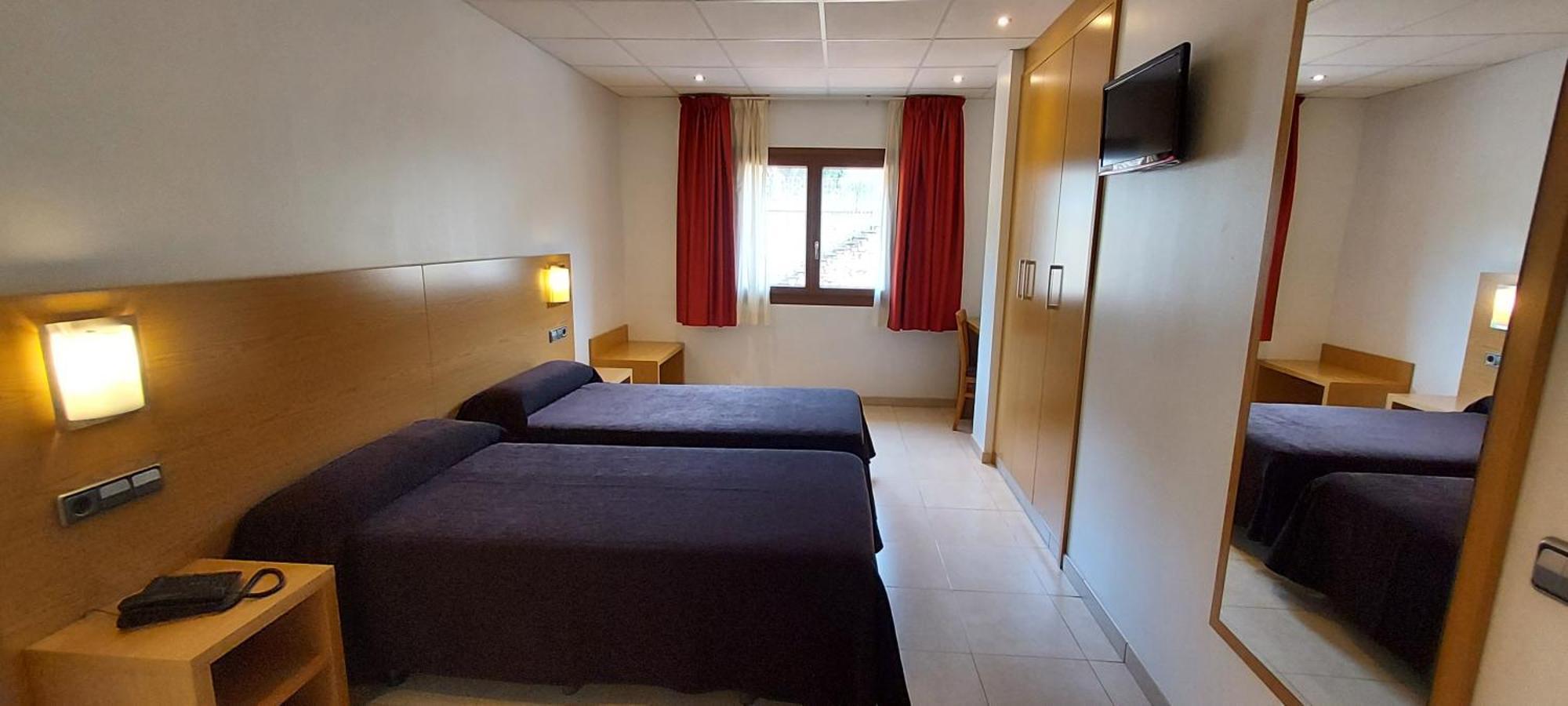 Hotel Font Del Pla La Jonquera Dış mekan fotoğraf