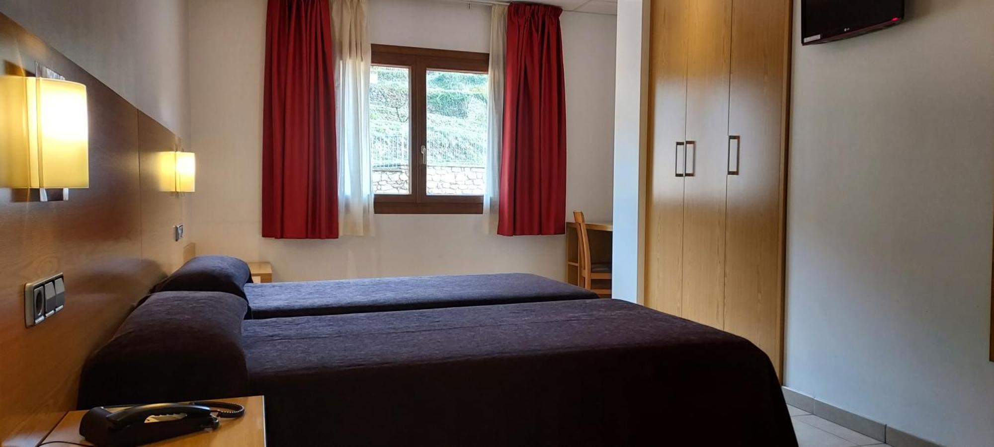 Hotel Font Del Pla La Jonquera Dış mekan fotoğraf