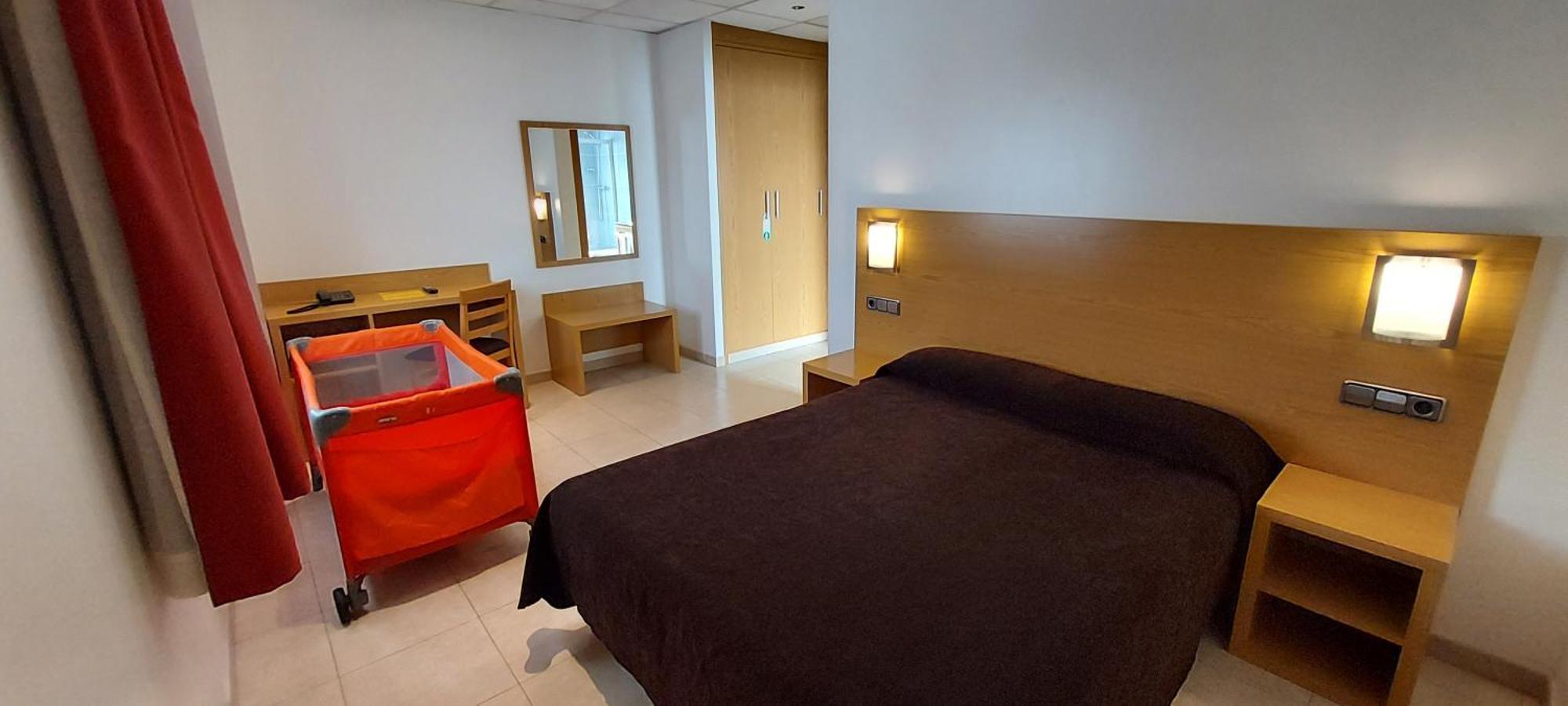 Hotel Font Del Pla La Jonquera Dış mekan fotoğraf