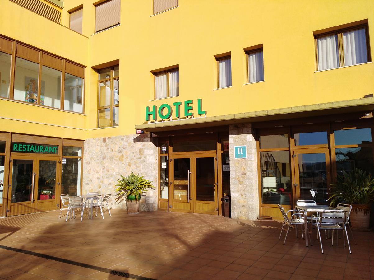 Hotel Font Del Pla La Jonquera Dış mekan fotoğraf